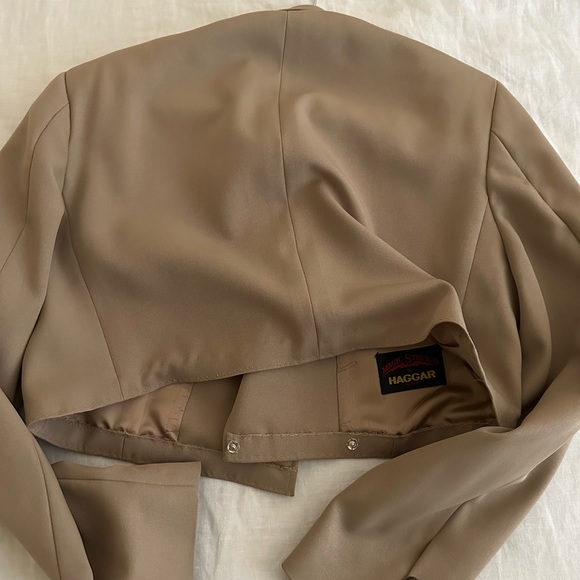 Reworked Cropped Tan Camel Blazer - Picture 4 of 4